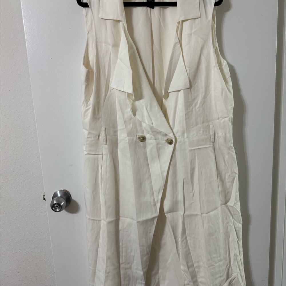 White House Black Market Cream Buttoned Maxi Vest with Notched Collar
